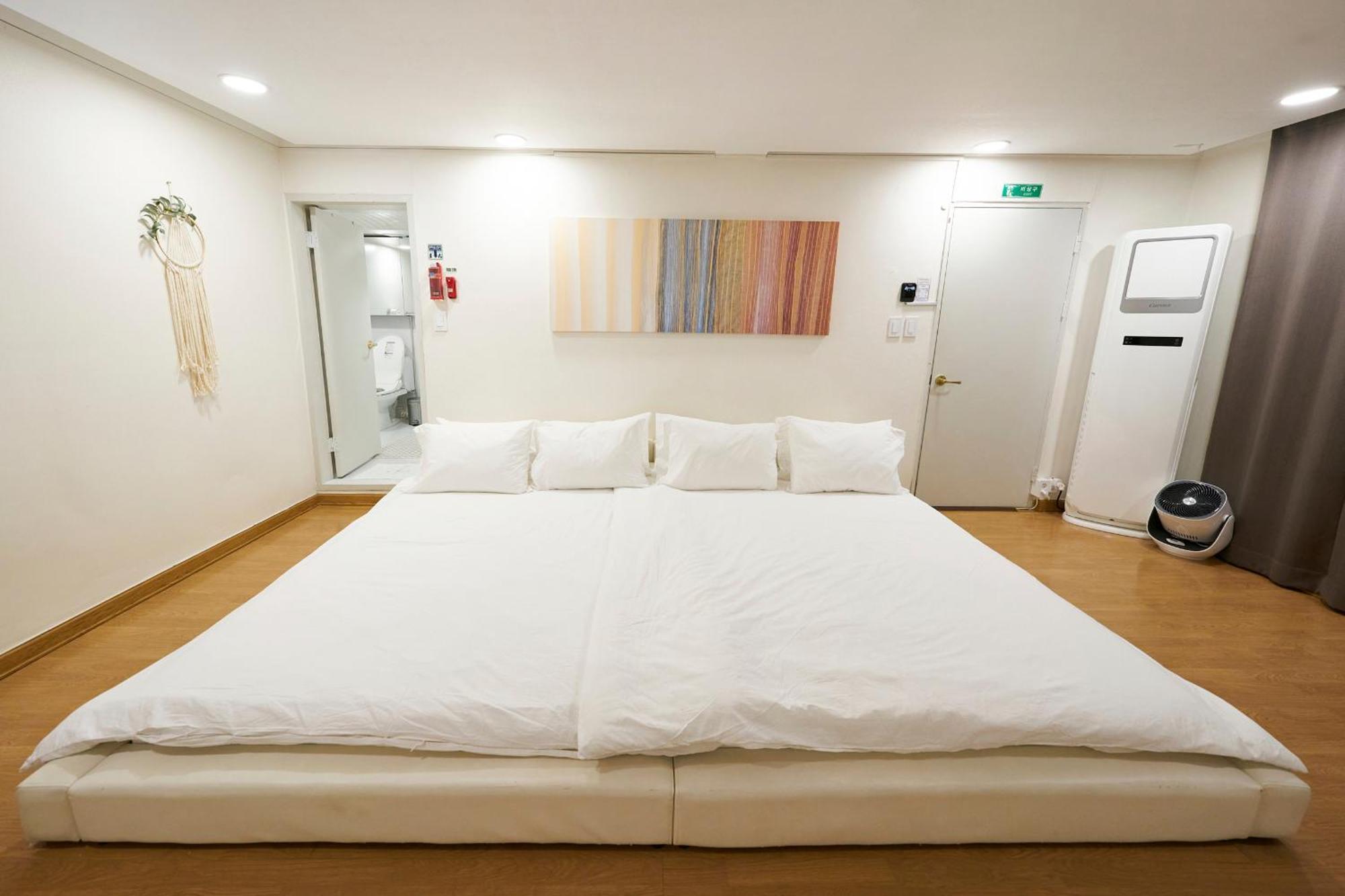Sg Tailored Service Home Near Metro Seoul Exterior photo